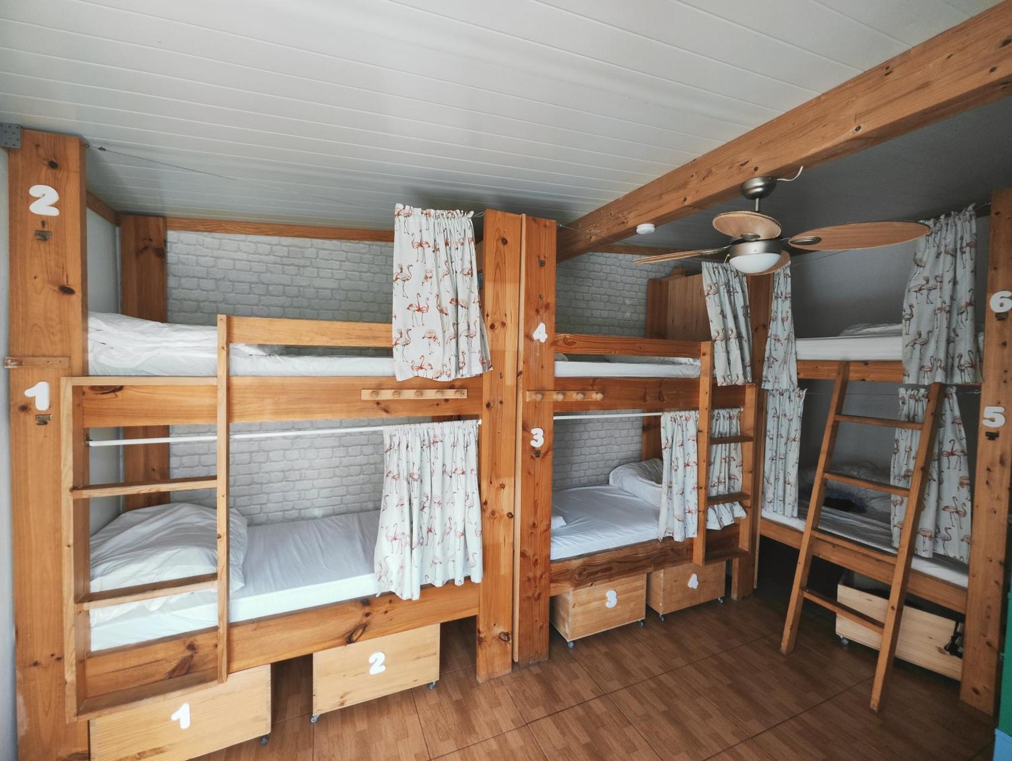 La Ventana Azul Surf Hostel Las Palmas de Gran Canaria Kültér fotó
